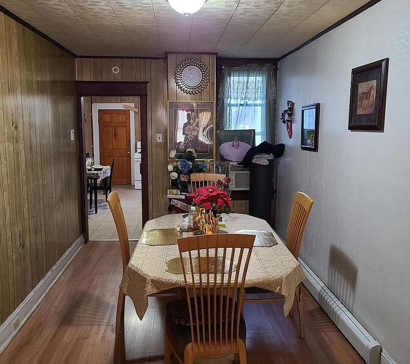 2nd image of 140 Jersey St