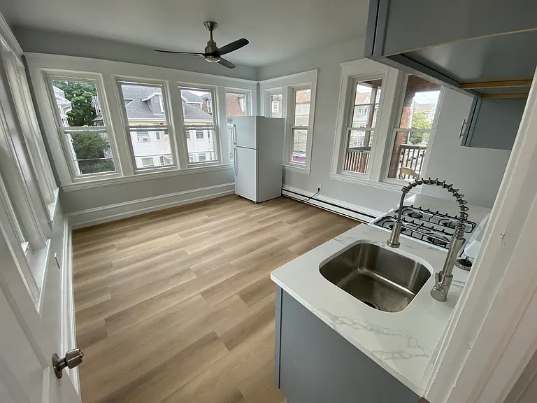 131 Deane St #2S — Photo 25