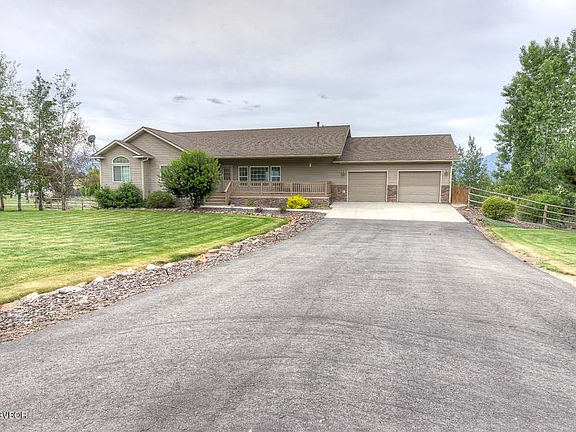 2nd image of 671 Lone Willow Dr