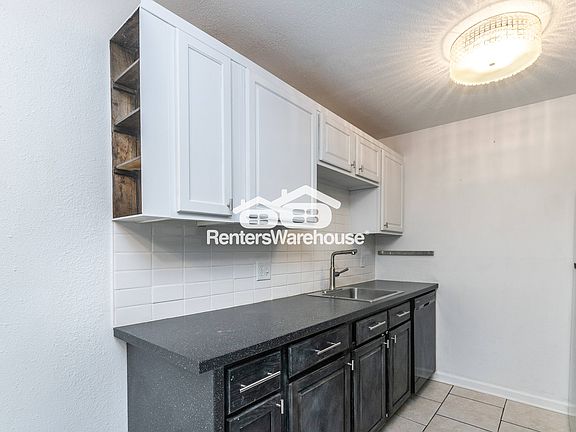 5th image of 4524 Holly St APT 22