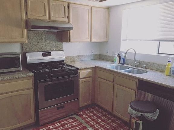 3rd image of 416 N Curtis Ave APT C