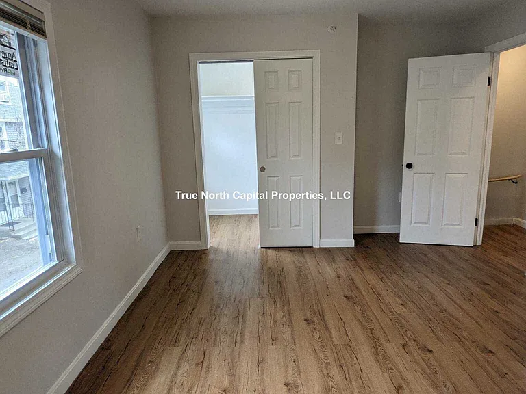 Lawton Pl — Photo 12