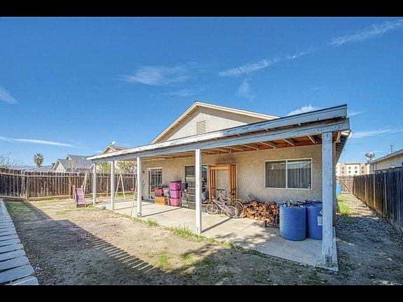 2nd image of 1760 Willow Springs Ave