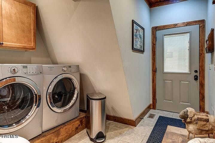 10th image of 301 Cabin Orchard Rd