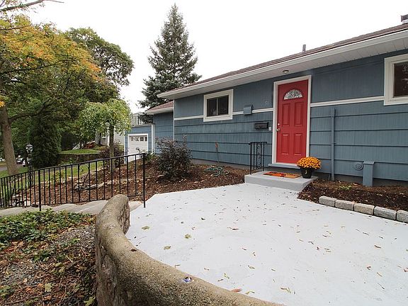 2nd image of 51 Mitchell Ave