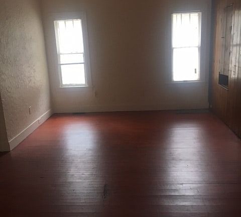 4th image of 6611 McCook Ave