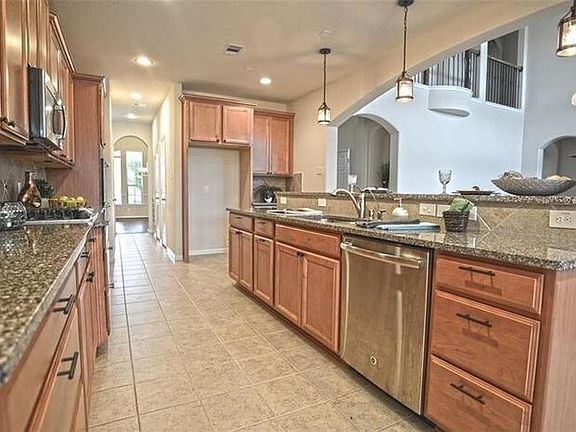 3rd image of 4721 Sabero Ln