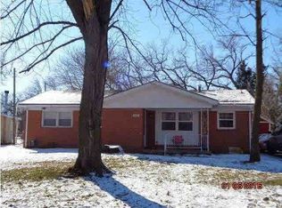 701 Anita Dr, Haysville, KS 67060