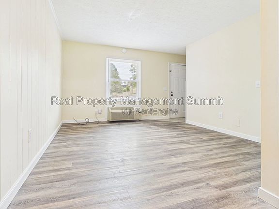 3rd image of 457 Steeles Fort Rd #10