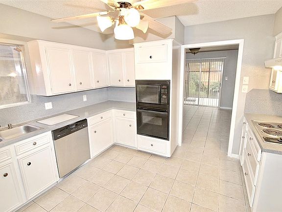 2nd image of 2603 Ashmont Dr