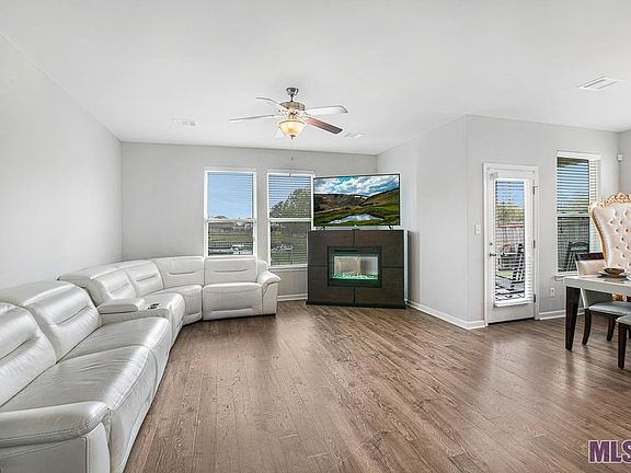 5th image of 39497 Legacy Lake Dr