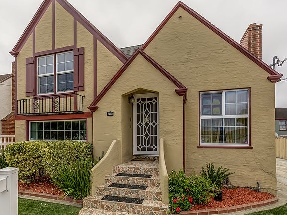 3rd image of 2908 McBryde Ave