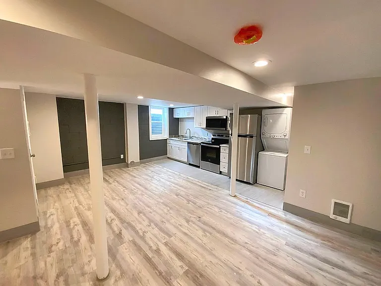 52 Church Ave #6 — Photo 10