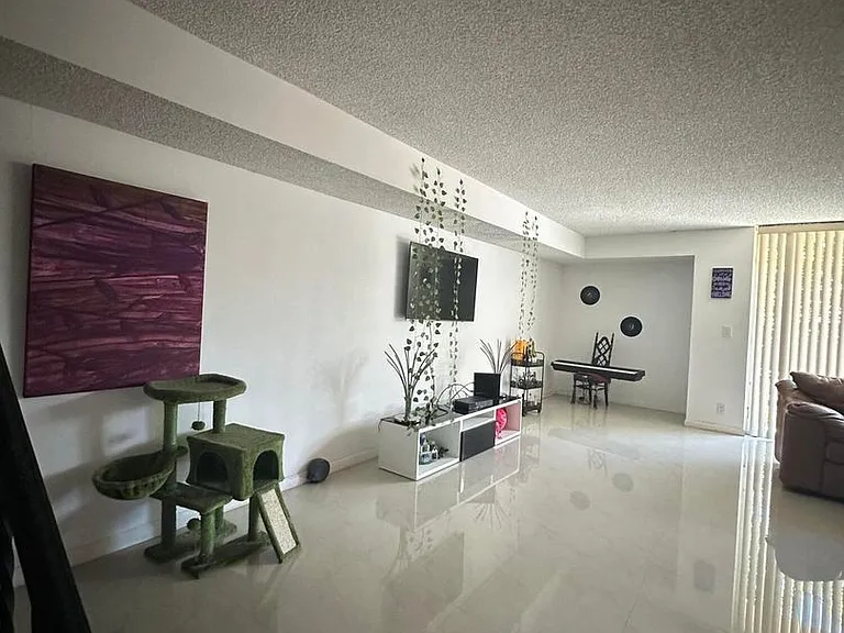 2414 NE 11th St #Townhouse 161 — Photo 27