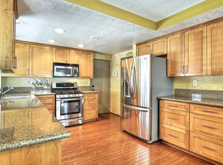 23090 Claystone Ave, Corona, CA 92883