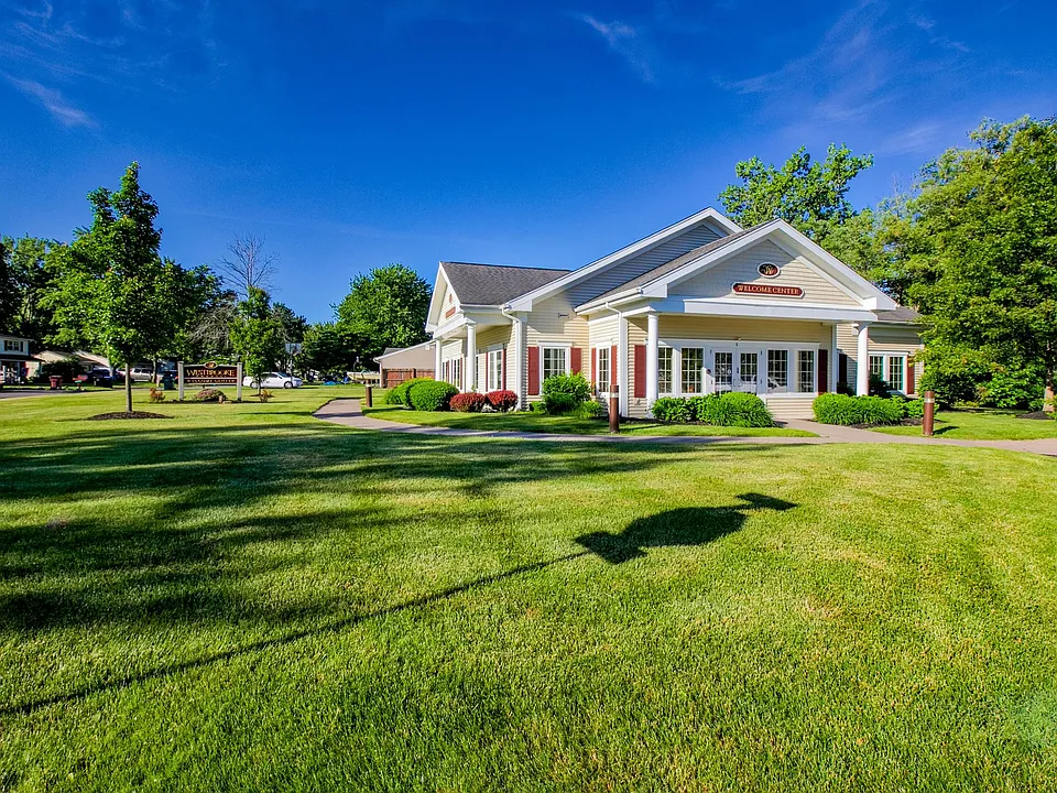 Westbrooke Commons Apartments and Townhomes