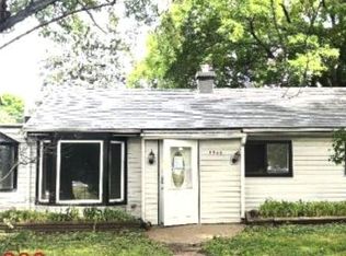 4968 N Port Washington Rd, Glendale, WI 53217