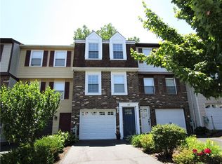 330 Fawn Trl, Cranberry Township, PA 16066