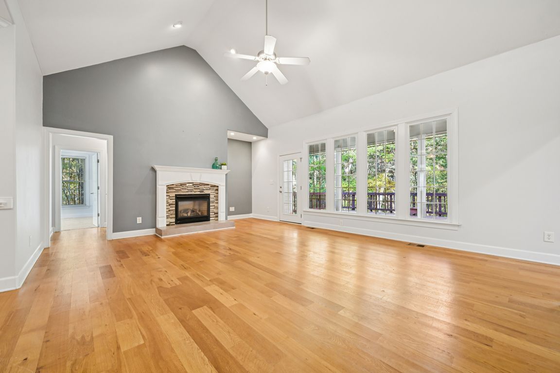 next background image