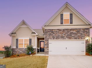 32 October Ave, Newnan, GA 30265