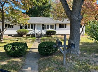 6 Eliot Rd #6, Bedford, MA 01730