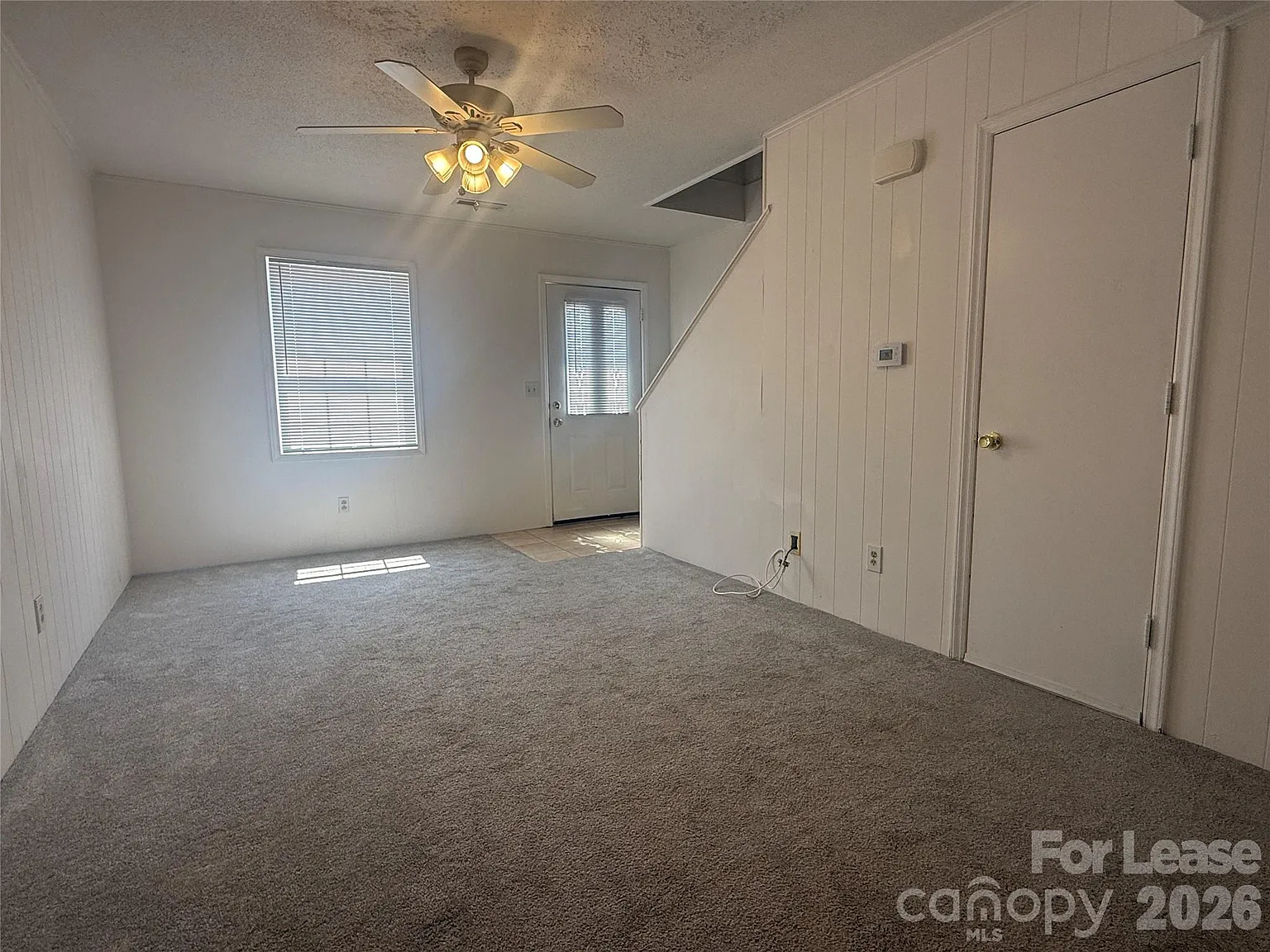 2 bed, 1.0 bath, 781 sqft, $1,000 — Photo 3