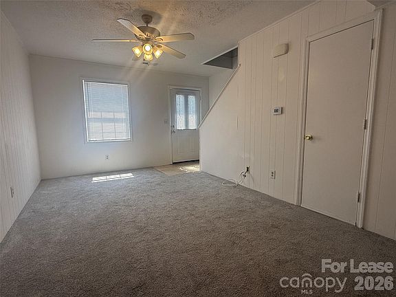 3rd image of 108 Durham Rd