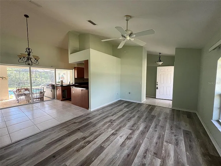 285 Millport St NW — Photo 6