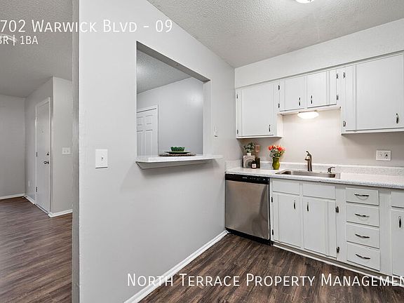 4th image of 3702 Warwick Blvd #9