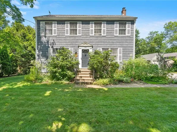 450 Fairgrounds Rd, South Kingstown, RI 02892