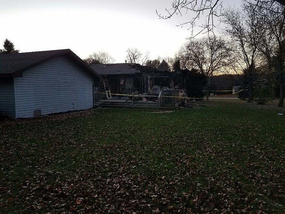 2nd image of 2716 20th Pl W