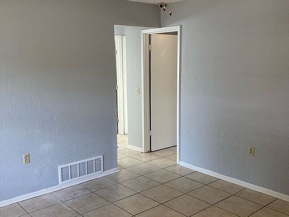2nd image of 4426 Avenida Prima St