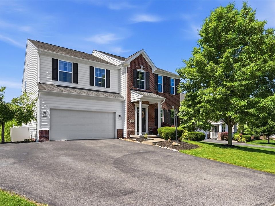 1st image of 417 Imperial Dr