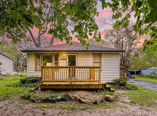 538 Union Lake Rd, White Lake, MI 48386
