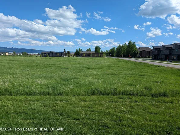 Moraine Ct, Driggs, ID 83422
