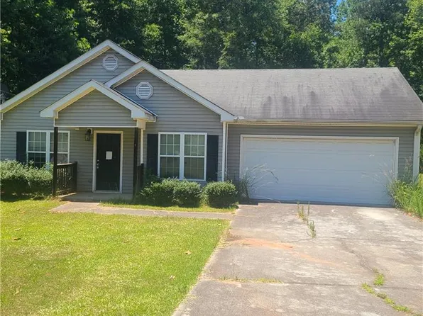 144 Longstreet Cir, Oxford, GA 30054