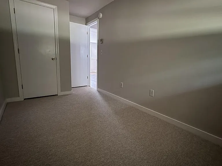 Unit Photo