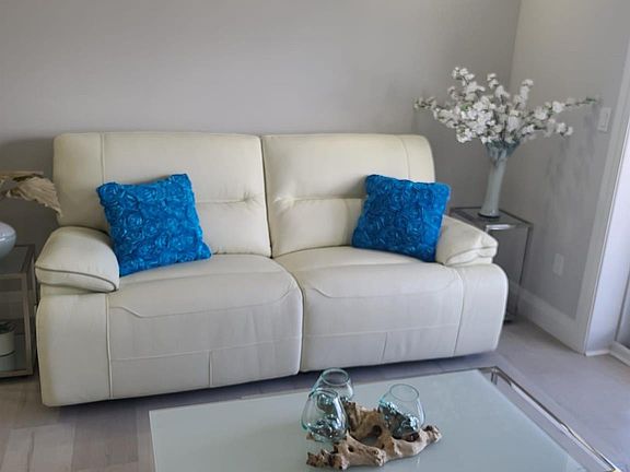 2nd image of 200 S Birch Road #901