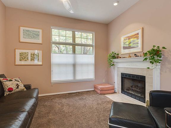 4th image of 505 E Hickory Stick Ct