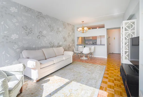 Rented by Level Group | media 26