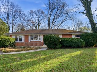 122 Parkhurst Rd, Dayton, OH 45440