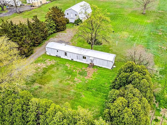 5th image of 2414 Arthursville Rd