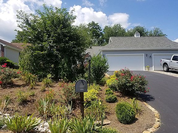 2nd image of 20899 Deer Run Dr #B