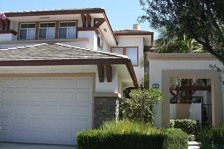 Large upgraded 3/3 Greystone Townhome adjacent to clubhouse!