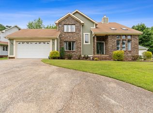 6512 Willow Springs Blvd NW, Huntsville, AL 35806