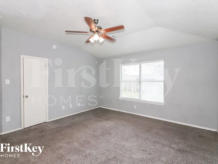 20735 Dewberry Creek Ln — Photo 10