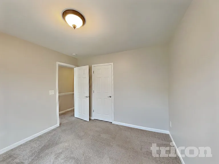 2640 Jordan Ridge Dr — Photo 12