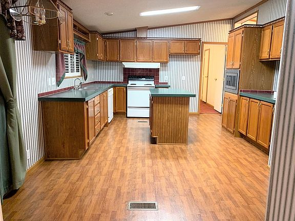 4th image of 1504 Sherwood Dr