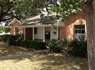 8505 Hackney Ln, Dallas, TX 75238