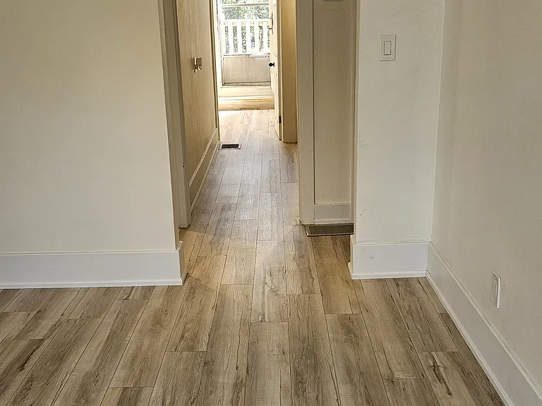 17 Bowes Ave #2 — Photo 21